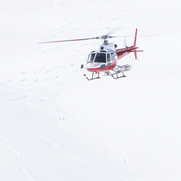 Heliski Ebnefluh et Petersgrat (avec descente vers Stechelberg)