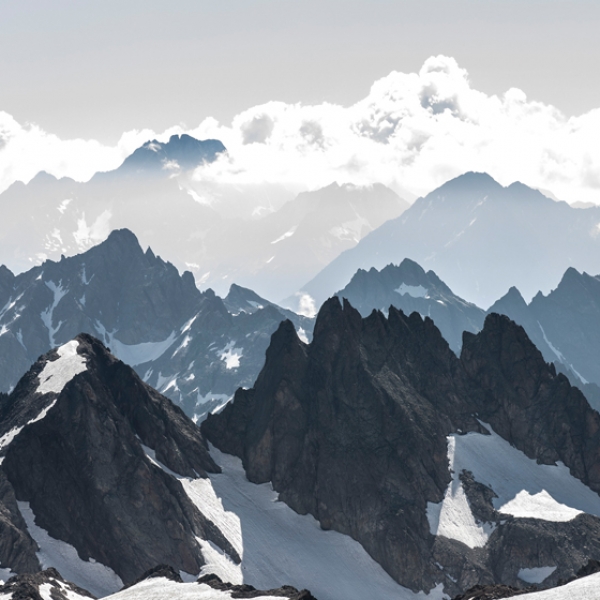 Vol alpin au-dessus du Titlis et de la Suisse centrale